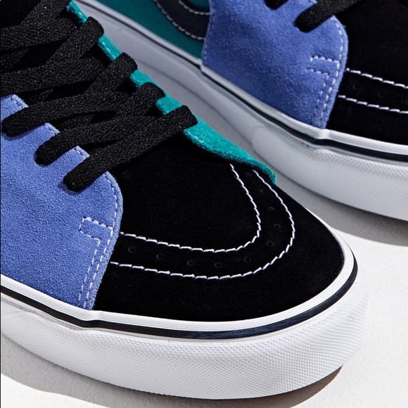 VANS SK8-Hi, Mix N Match Sneakers Size 8.5 and 10 - Picture 9 of 10